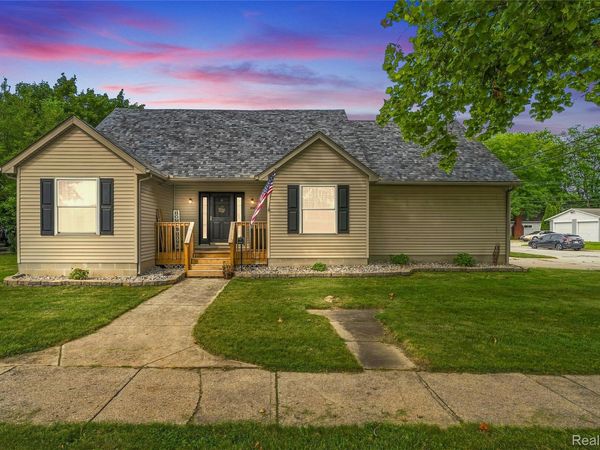 26312 Ypsilanti Street, Flat Rock, Mi 48134