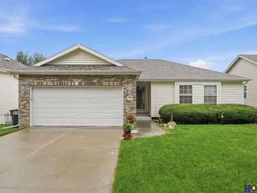 7130 S 32nd Street, Lincoln, NE 68516