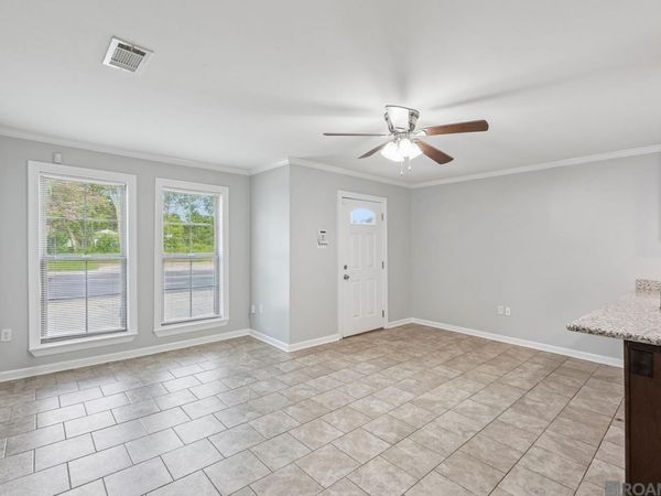 3178 N Foster Dr, Baton Rouge, LA 70805