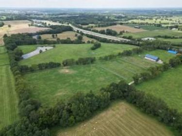 1625 Woodlake Road, Midway, KY 40347