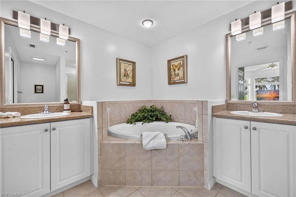 7955 Mahogany Run Ln, Unit 514, Naples, FL 34113 Photo