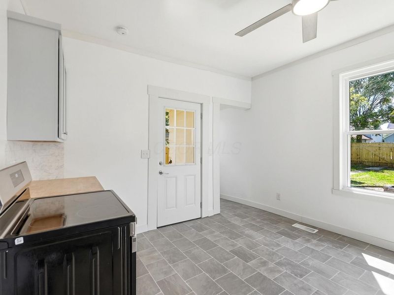 245 Jefferson Street , Newark, OH 43055 Photo 13