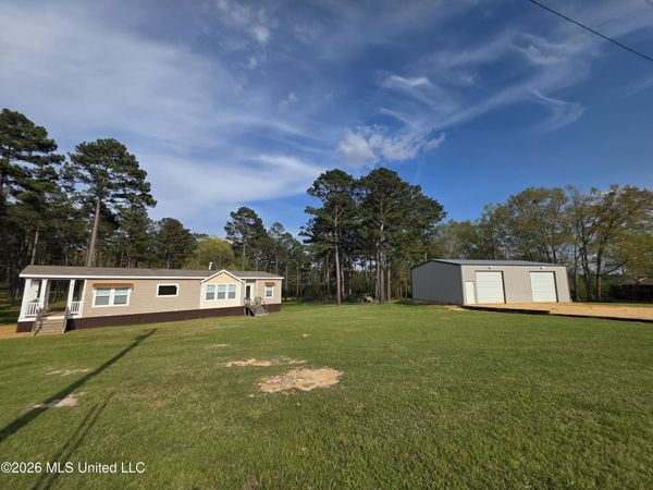 3185 NE Mound Road, Wesson, MS 39191