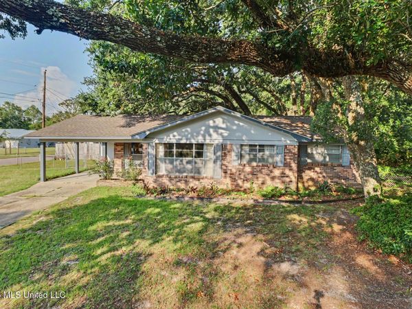282 N Burke Avenue, Long Beach, MS 39560