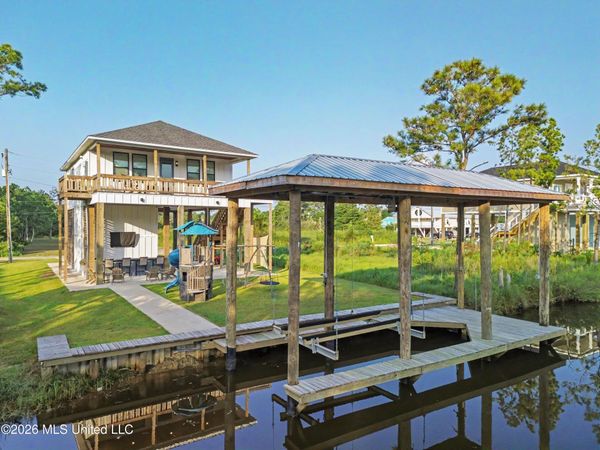 4114 11th Avenue, Bay Saint Louis, MS 39520