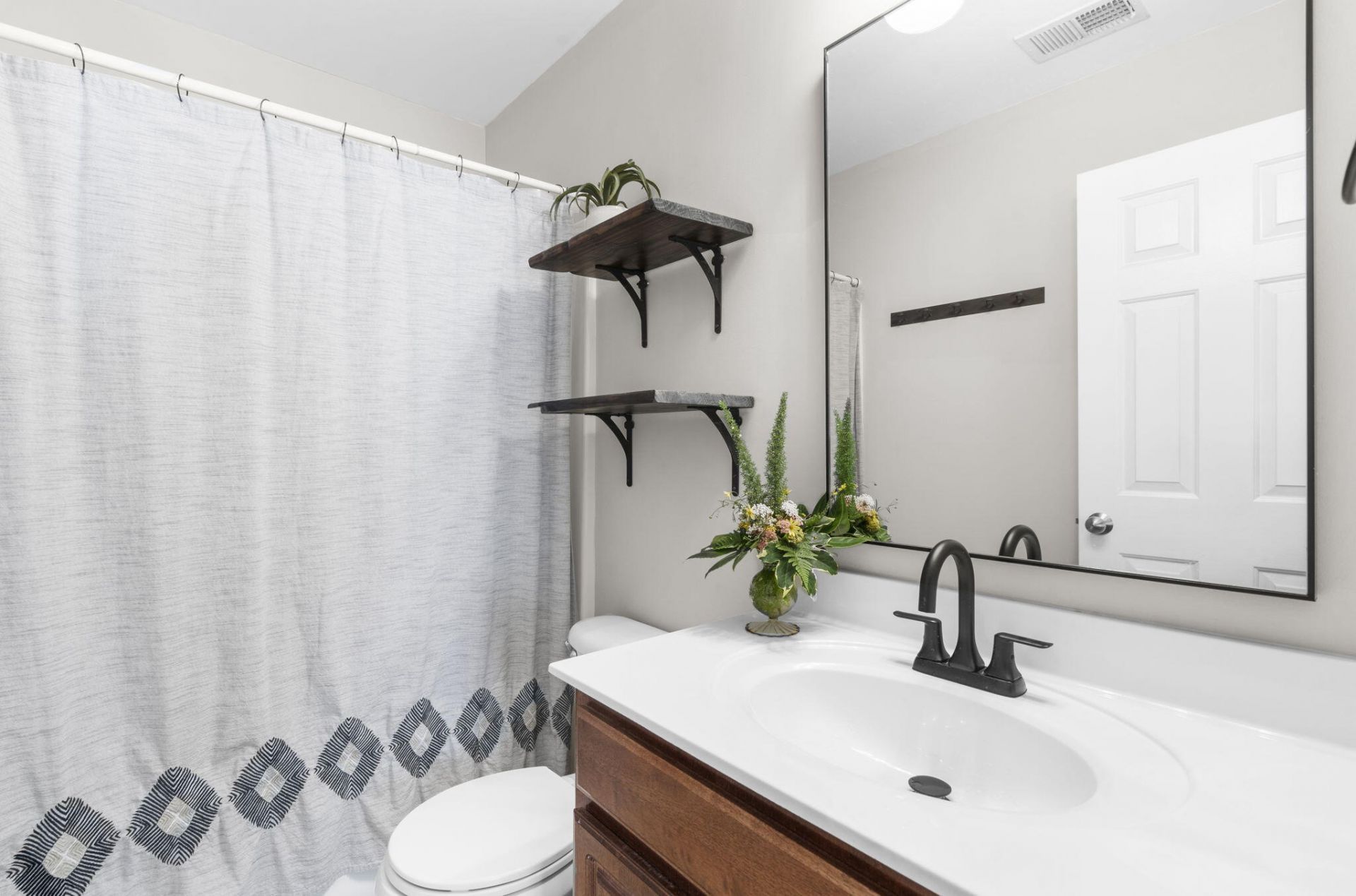 1007 Steelechase Lane Photo 36