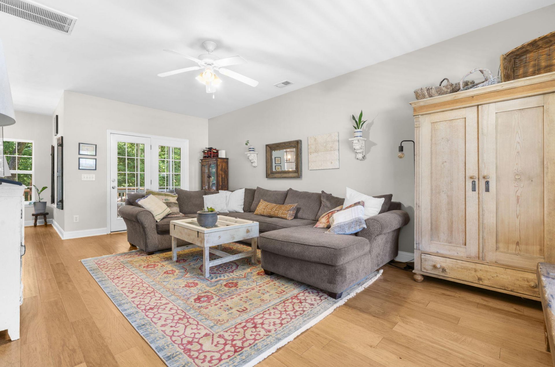1007 Steelechase Lane Photo 7