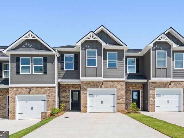 8330 Columbia Court, Palmetto, GA 30268