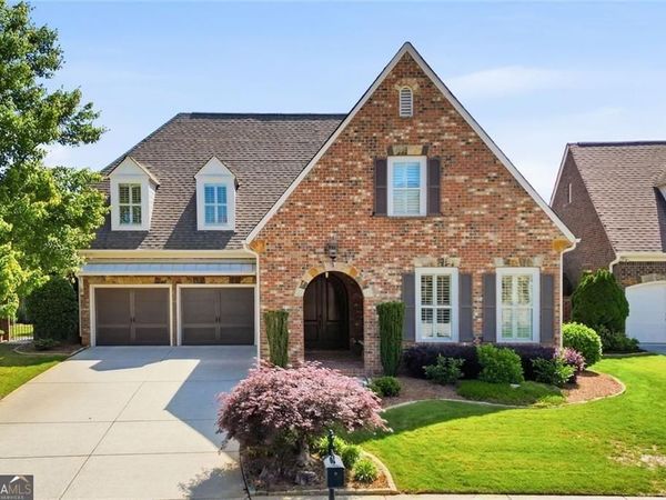318 Lakeside Trace, Canton, GA 30115