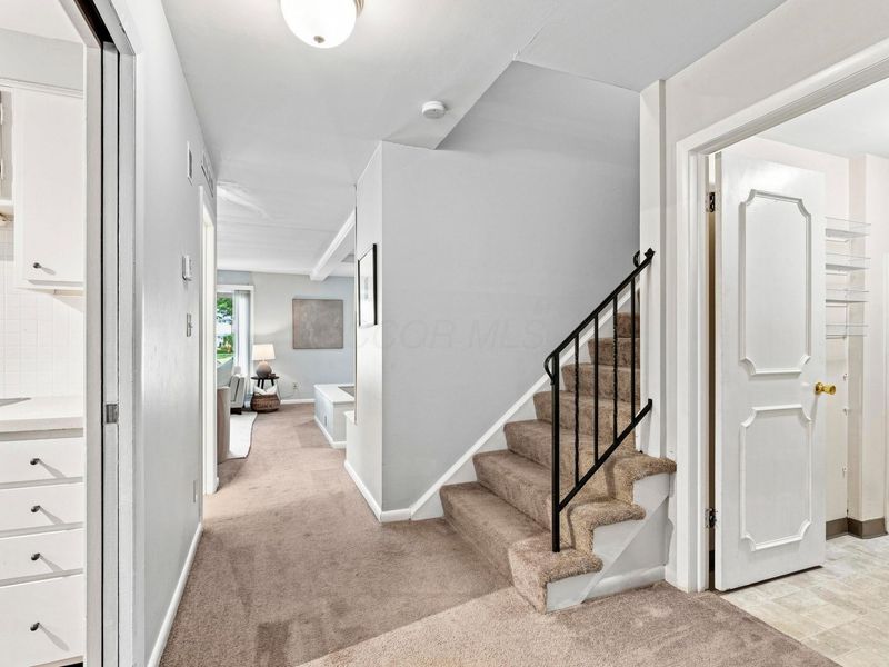 3600 Reed Road, Unit 8, Upper Arlington, OH 43220 Photo 23
