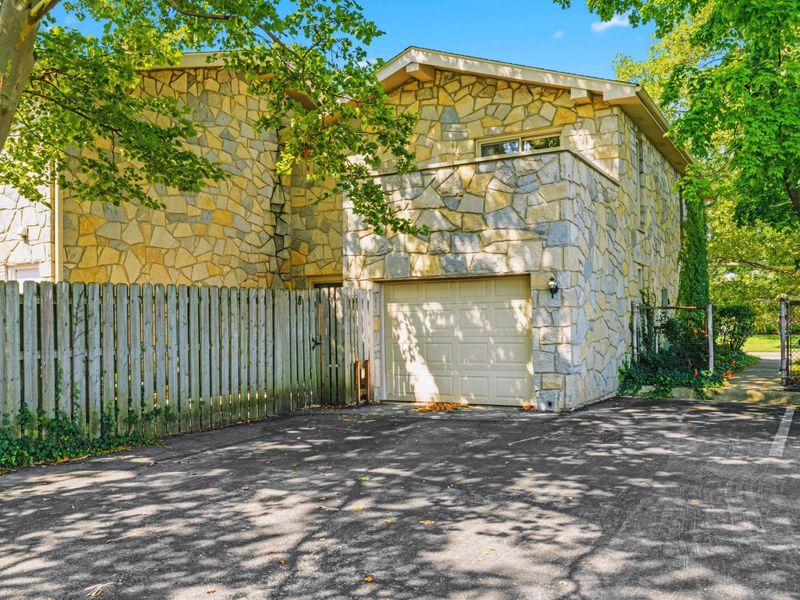 3600 Reed Road, Unit 8, Upper Arlington, OH 43220 Photo 45