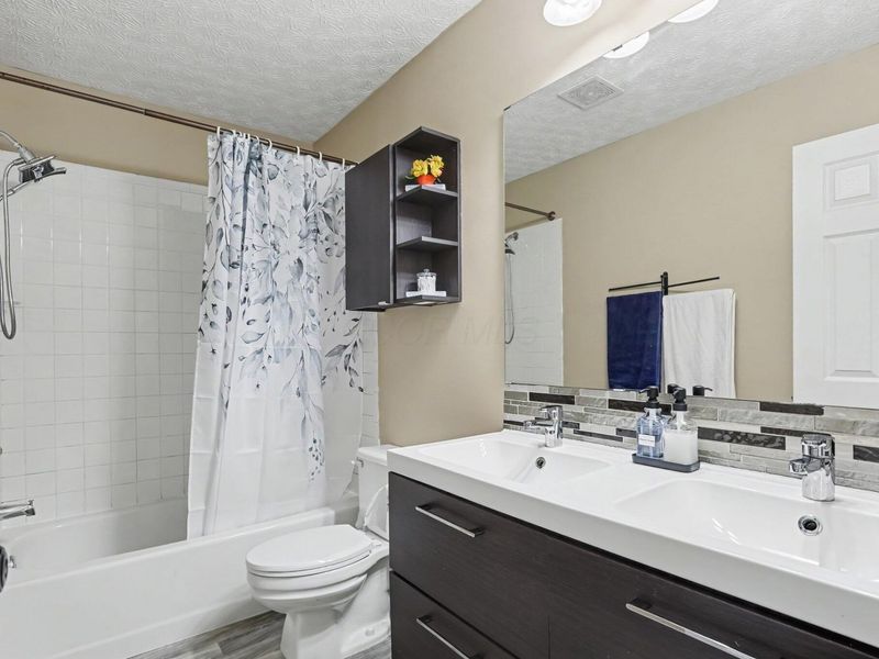 6273 Wynford Drive , Dublin, OH 43016 Photo 50