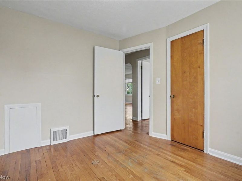 2590 21st Street , Cuyahoga Falls, OH 44223 Photo 22