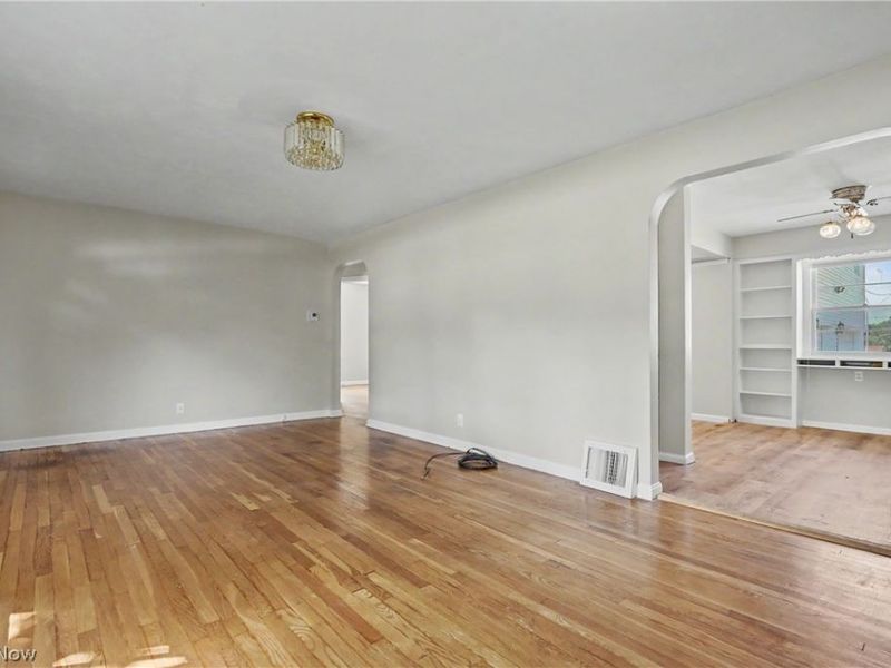 2590 21st Street , Cuyahoga Falls, OH 44223 Photo 6