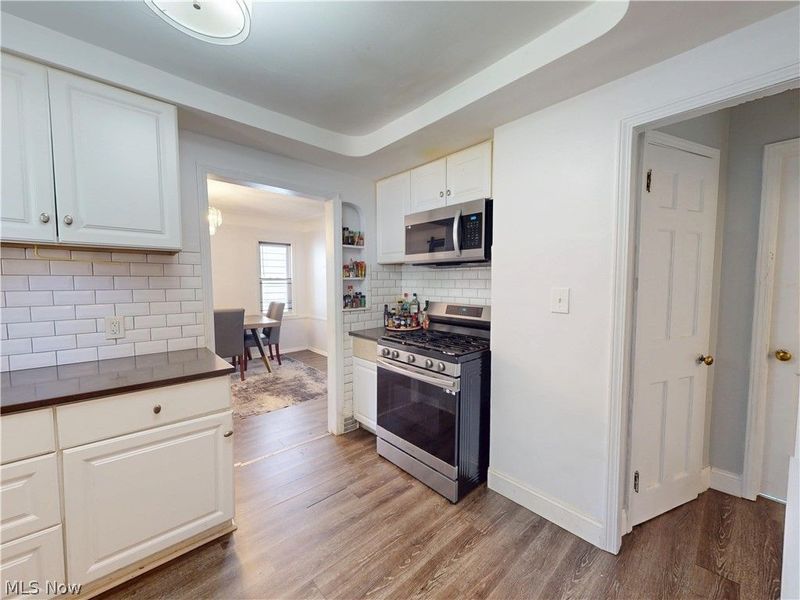 2168 Fenwick Road , University Heights, OH 44118 Photo 15