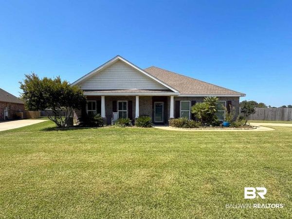 4229 Grove Street, Gulf Shores, AL 36542