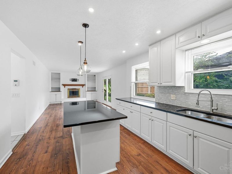 8128 Rollingwood Way, West Chester, OH 45069 Photo 17