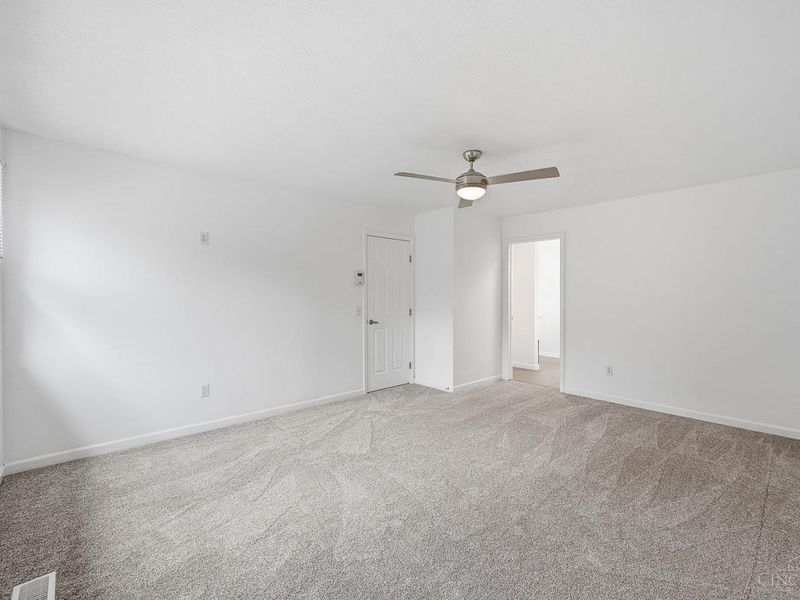 8128 Rollingwood Way, West Chester, OH 45069 Photo 20
