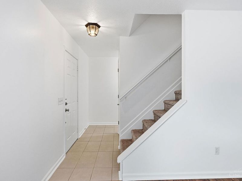 8128 Rollingwood Way, West Chester, OH 45069 Photo 7