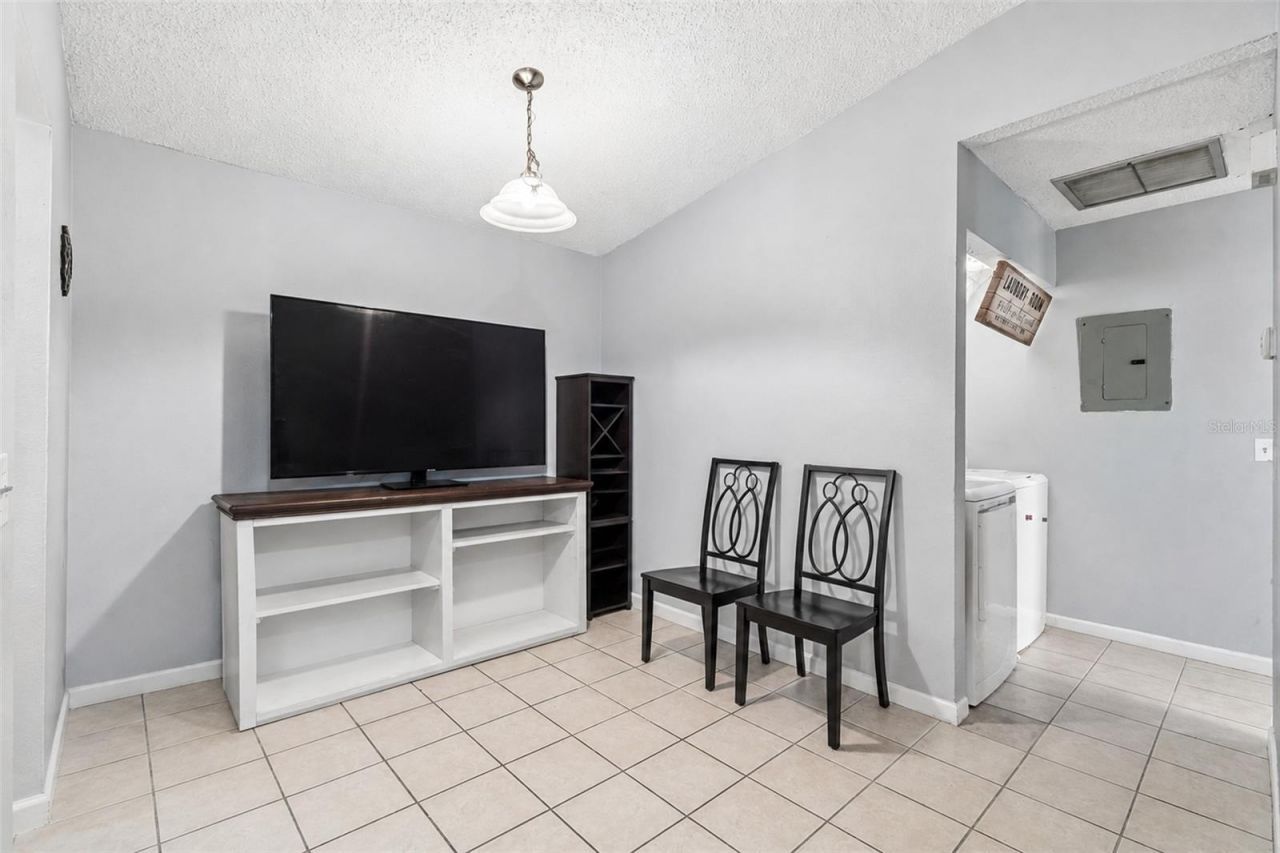 3132 Bloomingdale Villas Court, Brandon, FL 33511 Photo