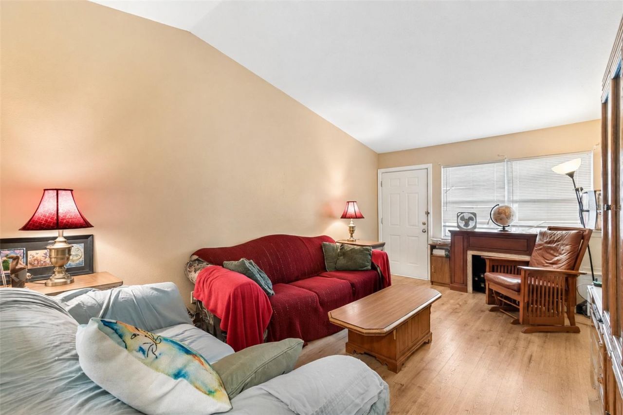 3132 Bloomingdale Villas Court, Brandon, FL 33511 Photo