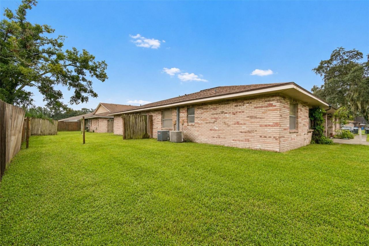 3132 Bloomingdale Villas Court, Brandon, FL 33511 Photo