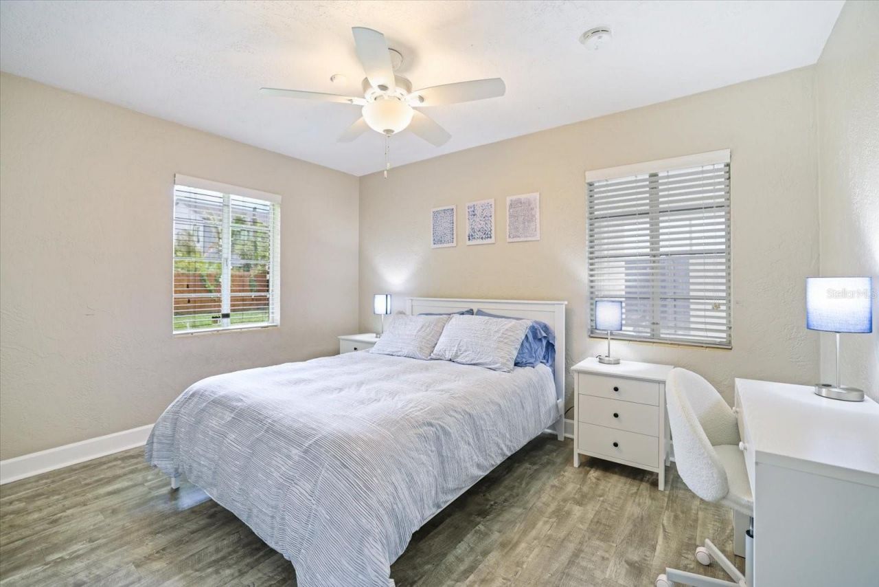 2126 Hyde Park Street, Sarasota, FL 34239 Photo