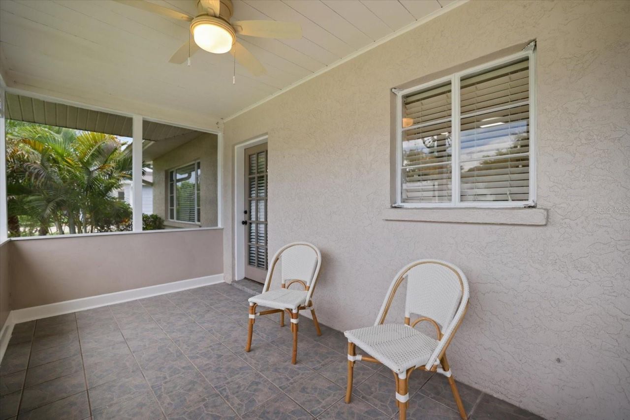 2126 Hyde Park Street, Sarasota, FL 34239 Photo
