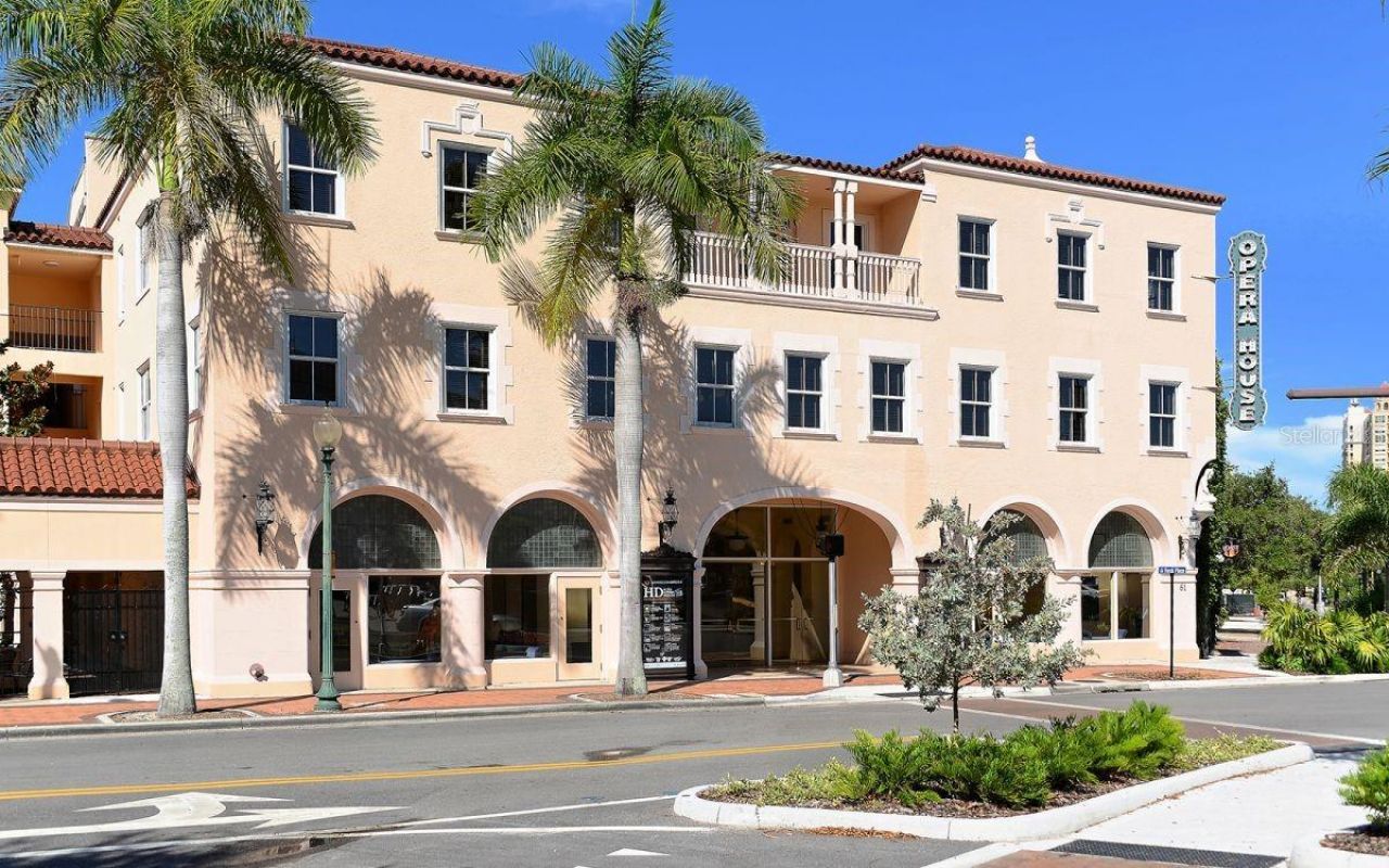 2126 Hyde Park Street, Sarasota, FL 34239 Photo