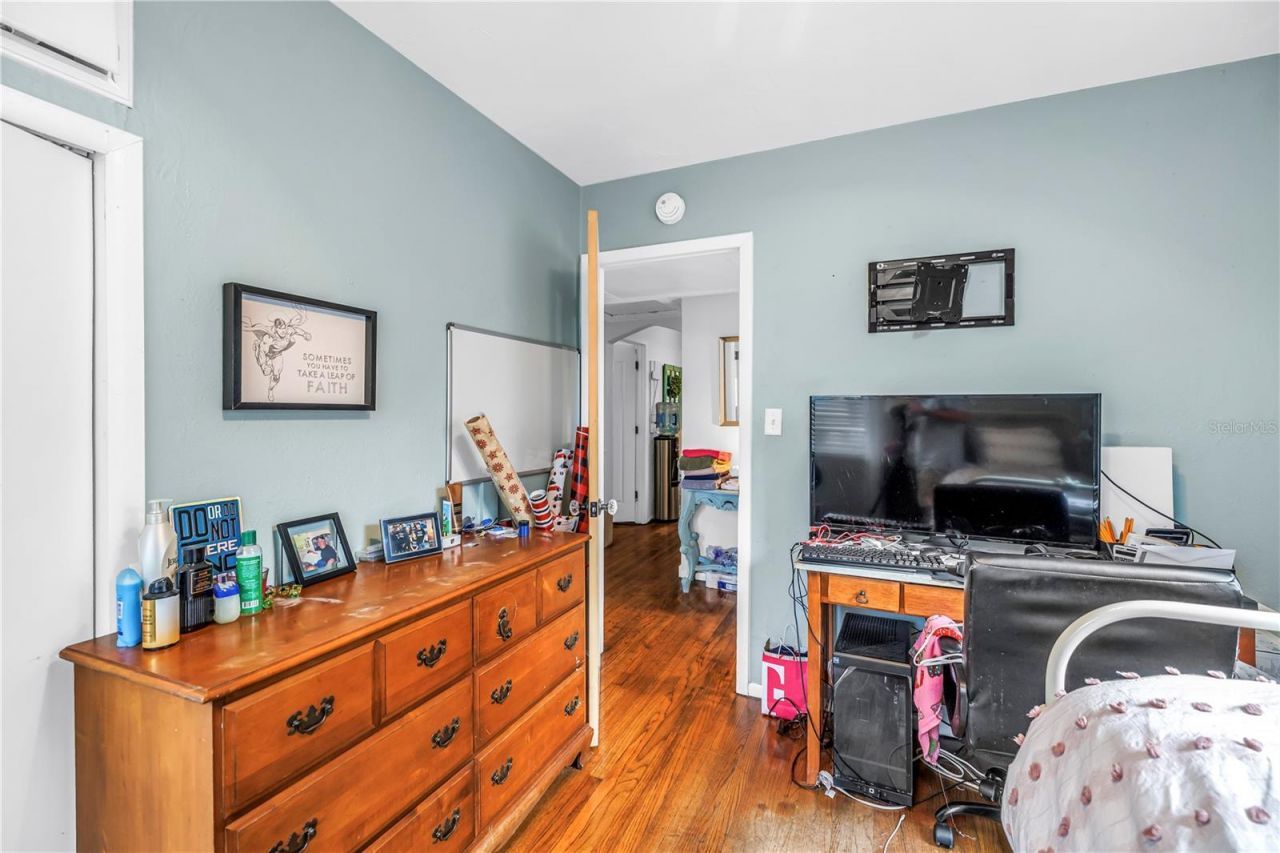 416 61st Avenue Ne, Saint Petersburg, FL 33703 Photo