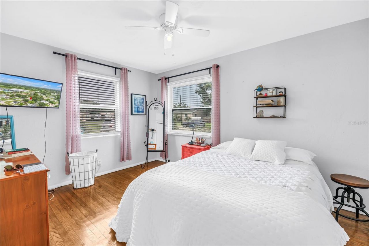 416 61st Avenue Ne, Saint Petersburg, FL 33703 Photo