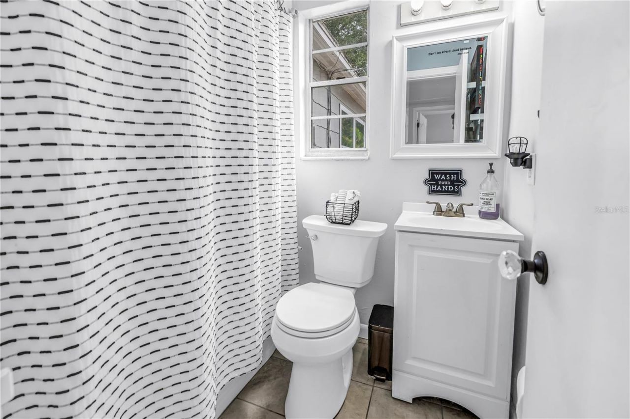 416 61st Avenue Ne, Saint Petersburg, FL 33703 Photo