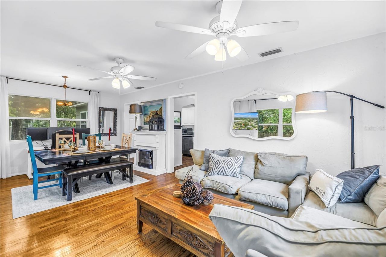 416 61st Avenue Ne, Saint Petersburg, FL 33703 Photo