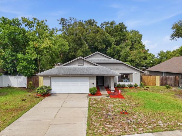 5583 LONG LAKE DRIVE , ORLANDO, FL 32810