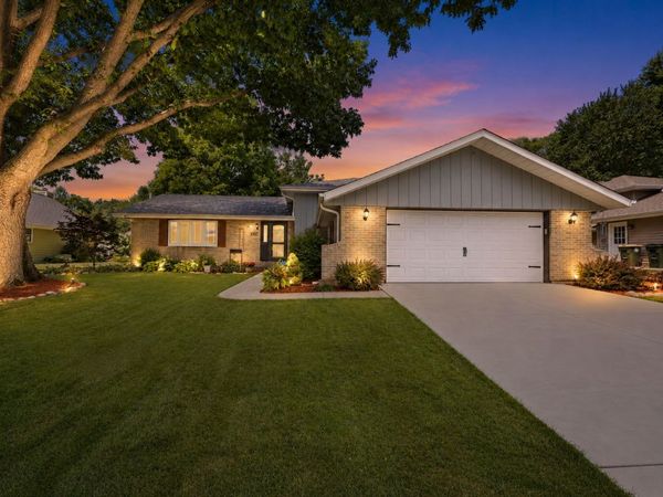 303 Woodworth Street , Yorkville, IL 60560