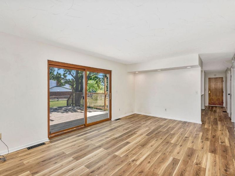 11280 Hanover, Forest Park, OH 45240 Photo 11