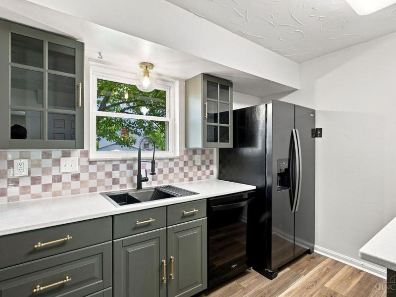11280 Hanover, Forest Park, OH 45240 Photo 4