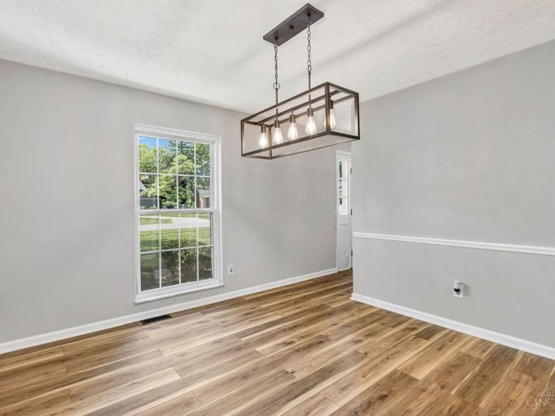 11280 Hanover, Forest Park, OH 45240 Photo 8