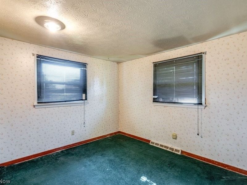 5622 Brentwood Avenue NW, North Canton, OH 44720 Photo 19