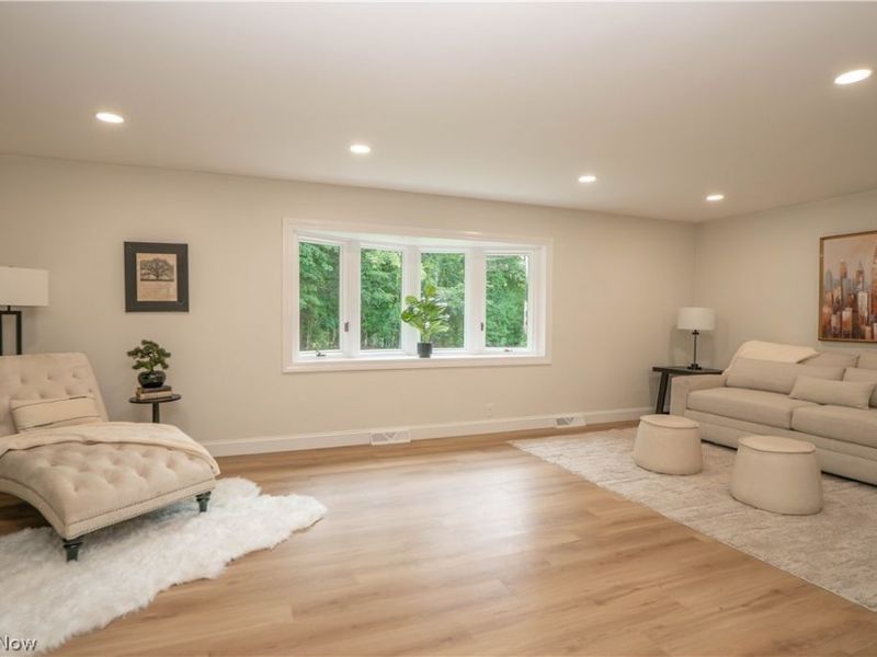 510 Lourdes Drive , Cuyahoga Falls, OH 44223 Photo 25