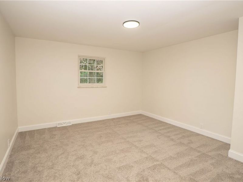 510 Lourdes Drive , Cuyahoga Falls, OH 44223 Photo 35