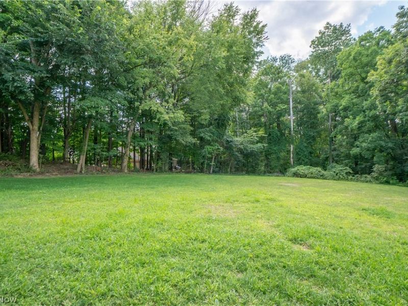 510 Lourdes Drive , Cuyahoga Falls, OH 44223 Photo 48