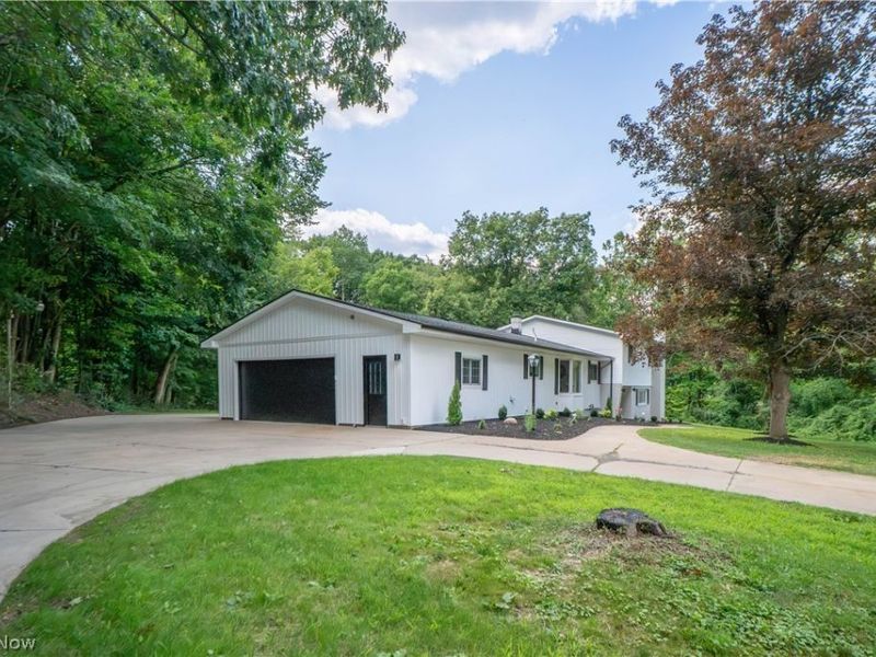 510 Lourdes Drive , Cuyahoga Falls, OH 44223 Photo 6