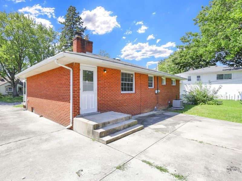 1390 Shanley Drive , Columbus, OH 43224 Photo 24