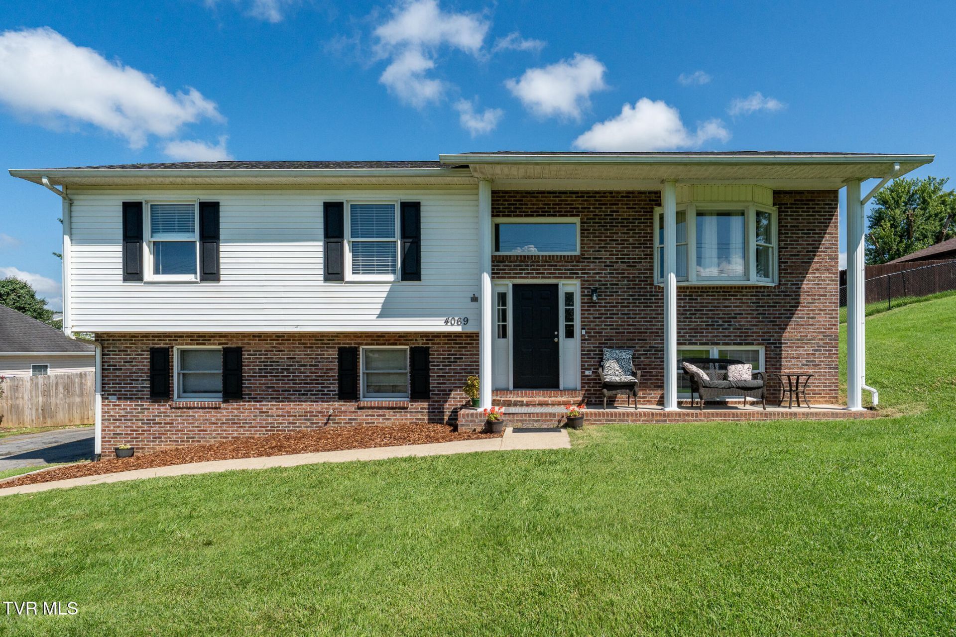 4069 Old Jonesboro Road, Bristol, TN 37620 Main Photo