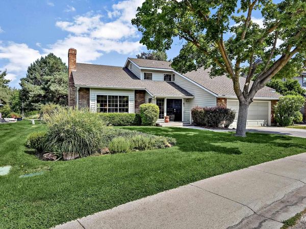 254 E Old Saybrook, Boise, ID 83706