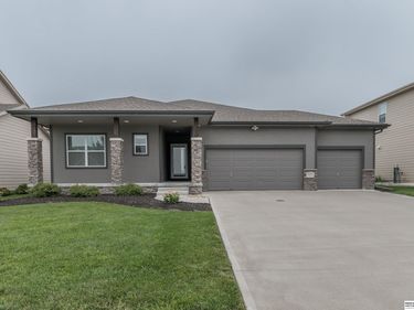 4213 S 213th Street, Omaha, NE 68022