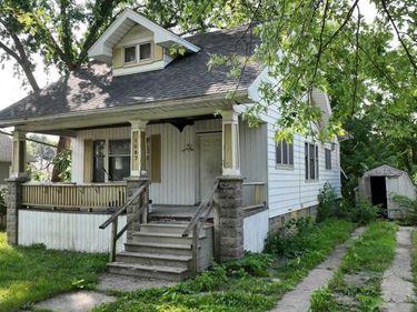 1007 N Oakley Street, Saginaw, Mi 48602