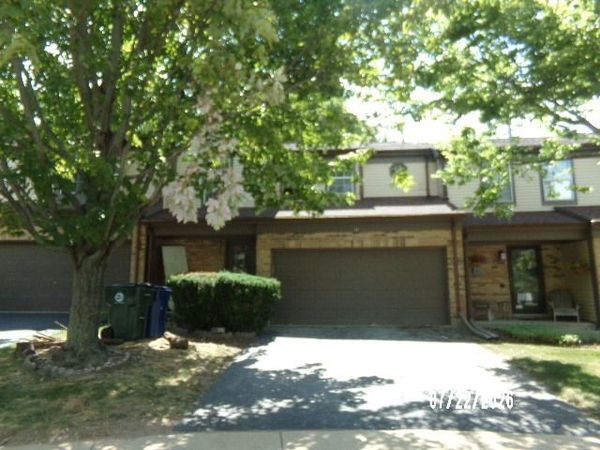 11 Oxford Court , Algonquin, IL 60102