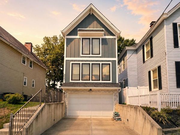 3023 Lavinia Avenue, Cincinnati, OH 45208